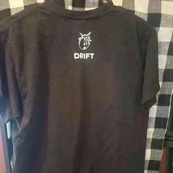 The hundreds tshirt sz med. Like new. - Picture 2 of 3